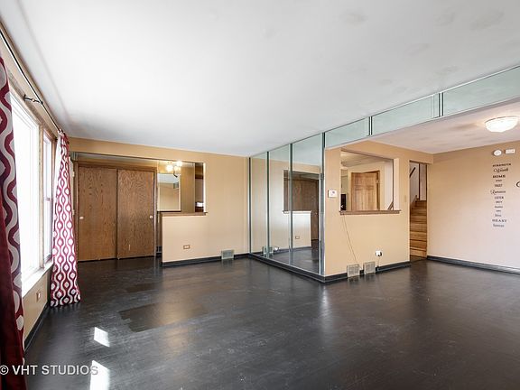 3rd image of 538 Paxton Ave