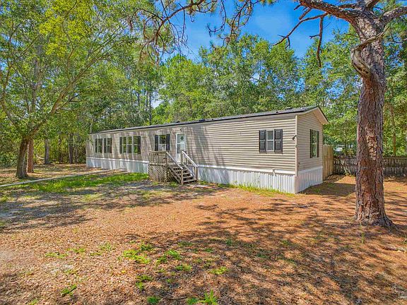 3rd image of 2981 Crittenden Dr
