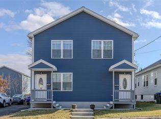 835 River Ave, Providence, RI 02908