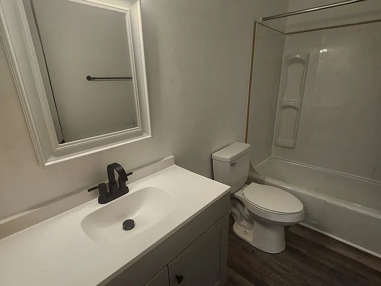 6154 Darby Rd #18 — Photo 9