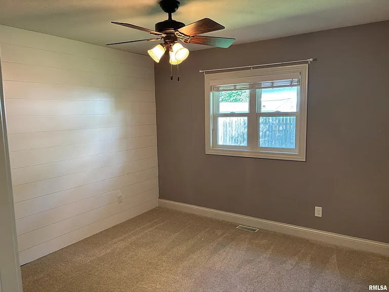 90 Pinehurst Dr — Photo 18