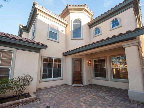 3rd image of 8069 Luna Sera Ave