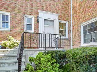 55 Heritage Hill Rd #55, New Canaan, CT 06840