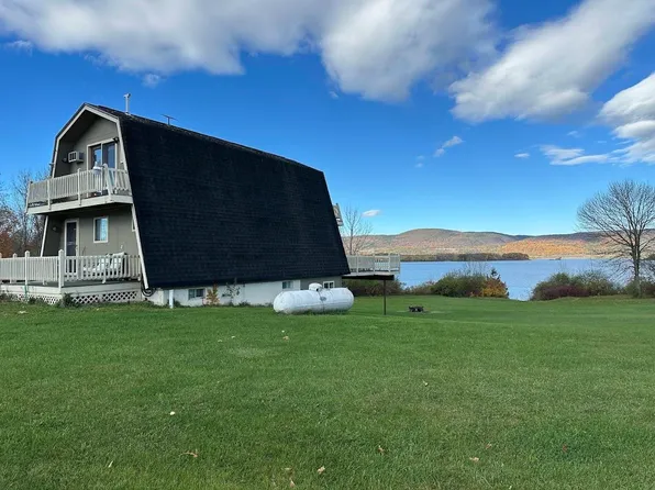 97 Lake Street, Shoreham, VT 05770