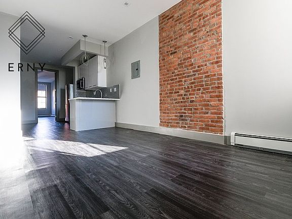 2nd image of 255 Linden St #3A