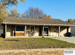 7002 Gertrude St, La Vista, NE 68128
