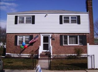 24104 83rd Ave, Bellerose, NY 11426