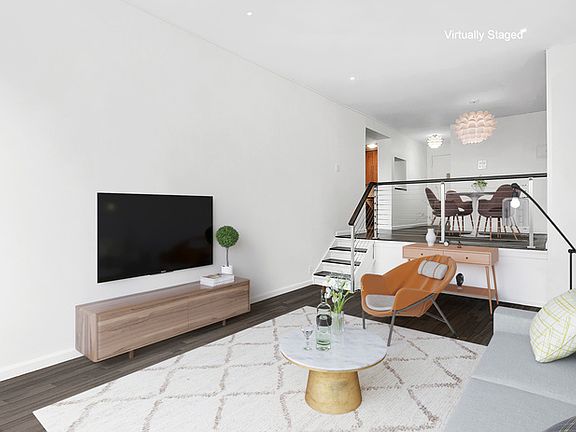2nd image of 77 Bleecker St APT 509