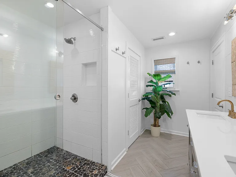809 Virginia Ave — Photo 72