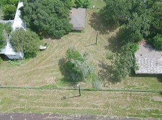 304 Spruce, Somerville, TX 77879