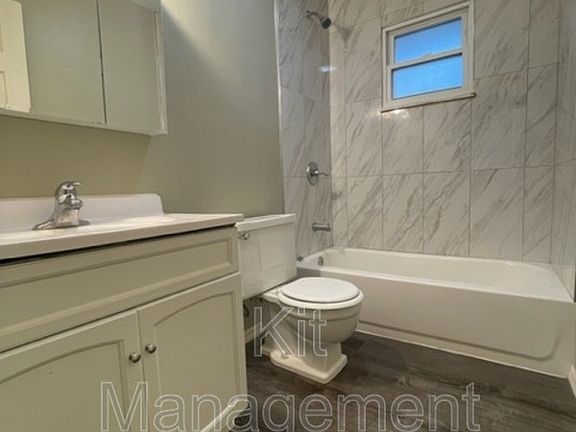 4th image of 2900 W Dean Rd