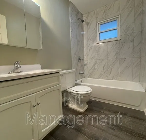 2900 W Dean Rd — Photo 4