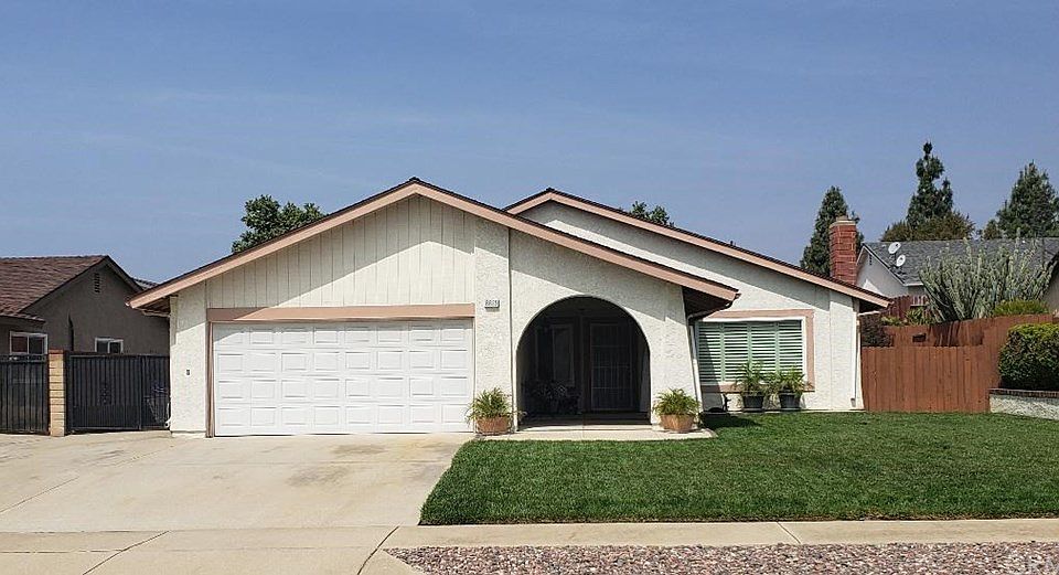 1st image of 6652 Bandola St