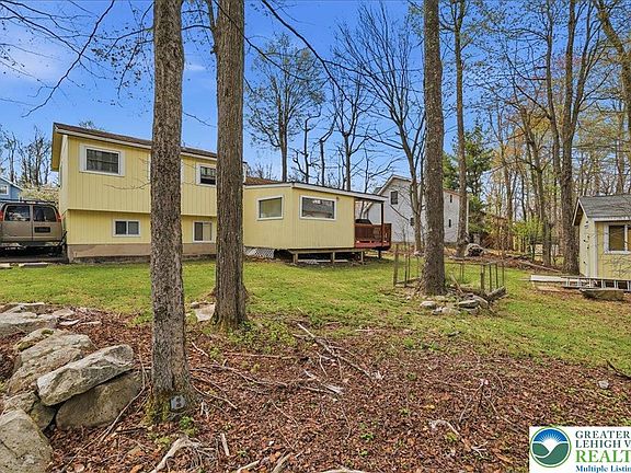 3rd image of 9579 Millwood Dr