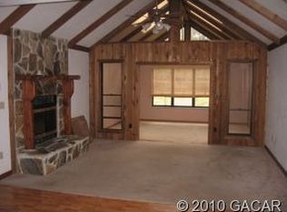 1304 NW 94th St, Gainesville, FL 32606