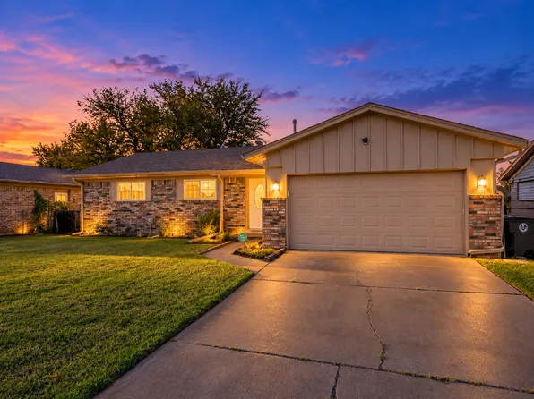 9352 E 56th St, Tulsa, OK 74145