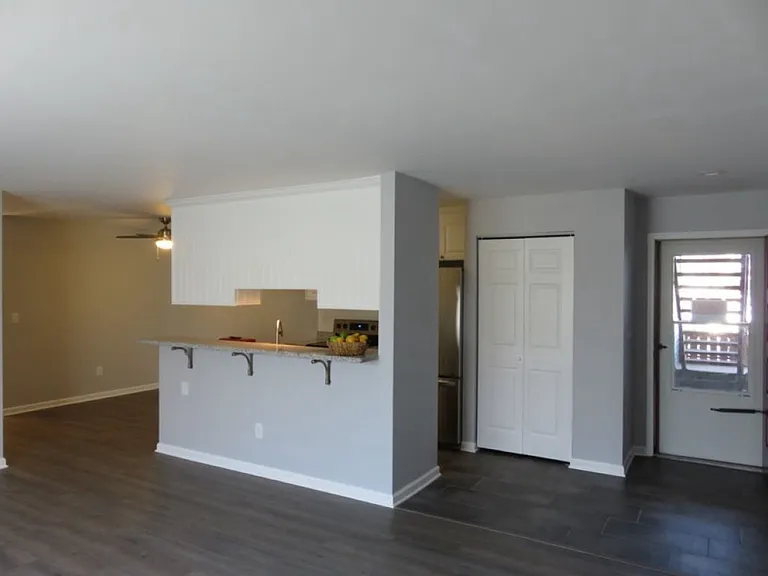 7 Bolton Ct — Photo 5
