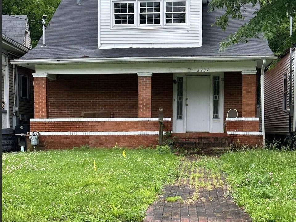 1st image of 3237 Virginia Ave