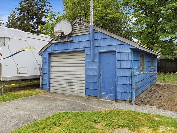 2nd image of 4602 S 122nd Street #+A
