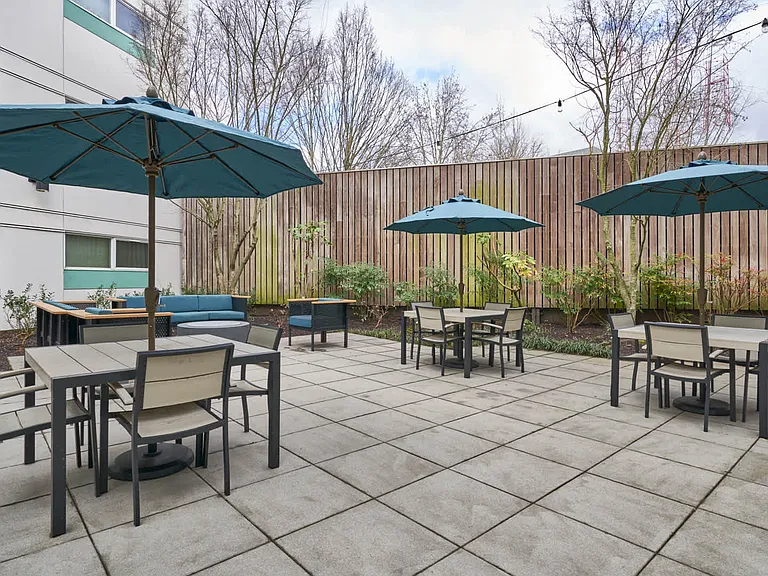 Courtyard Lounge