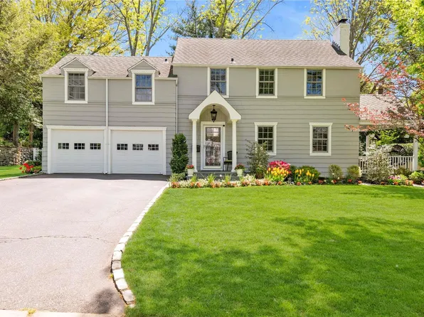 26 Cove Drive, Manhasset, NY 11030