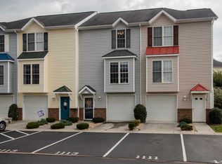 1113 Patrick Henry Pl, Harrisonburg, VA 22802