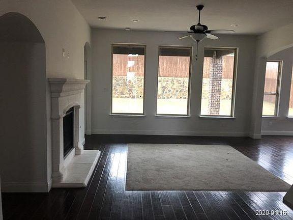 4th image of 129 Saint Elias Dr