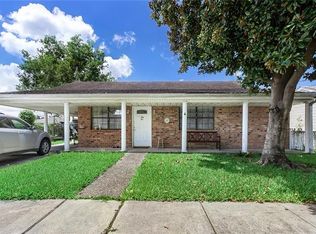 2316 Marietta St, Chalmette, LA 70043