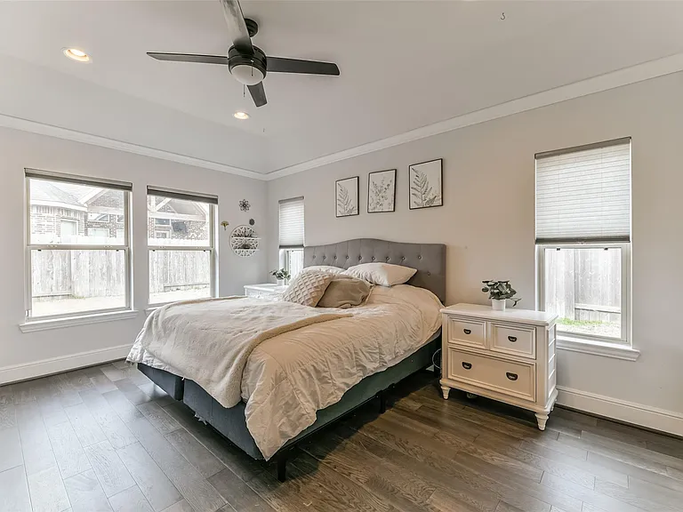 1316 Graham Trace Ln — Photo 18