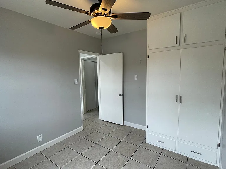 10120 California Ave #D — Photo 18