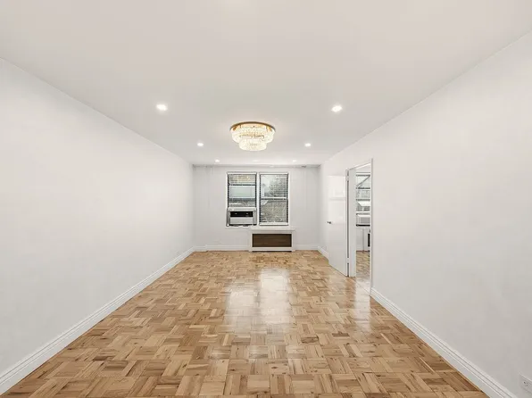1577 E 17th St APT 2F, Brooklyn, NY 11230