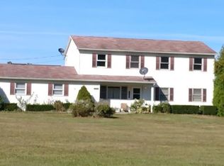 5237 Streeter Rd, Mantua, OH 44255