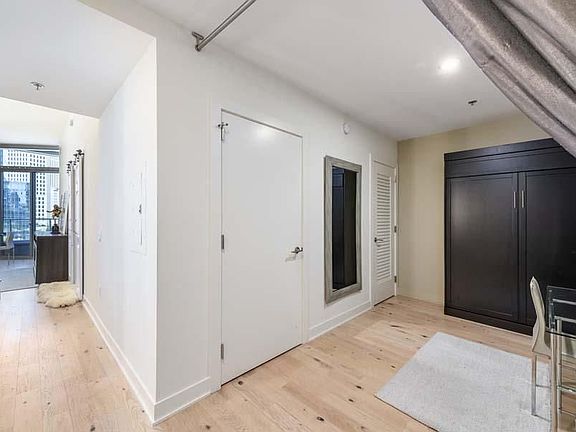 3rd image of 318 Main St #8C-L