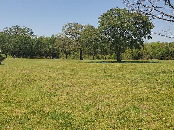 2nd image of 31363 N County Road 3100