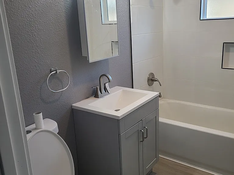 116 W Indigo St — Photo 6