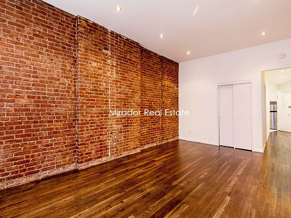 5th image of 114 E 11th St APT 2E