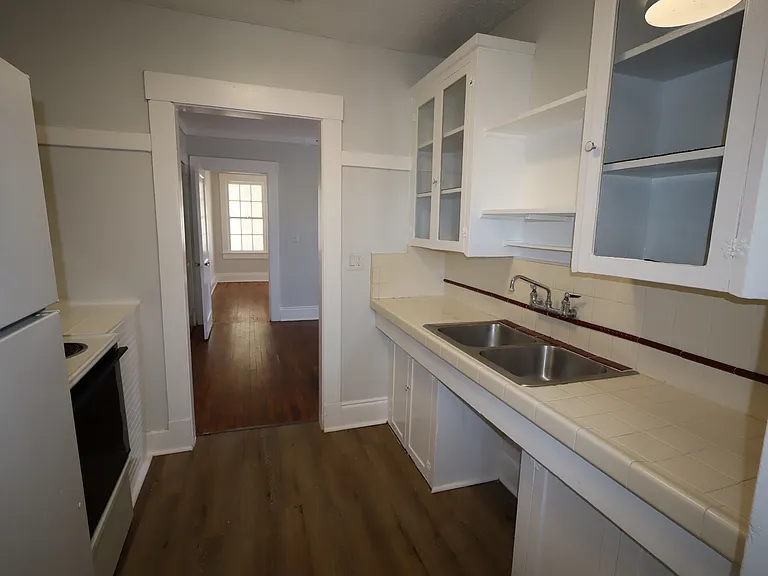1237 Landon Ave — Photo 6