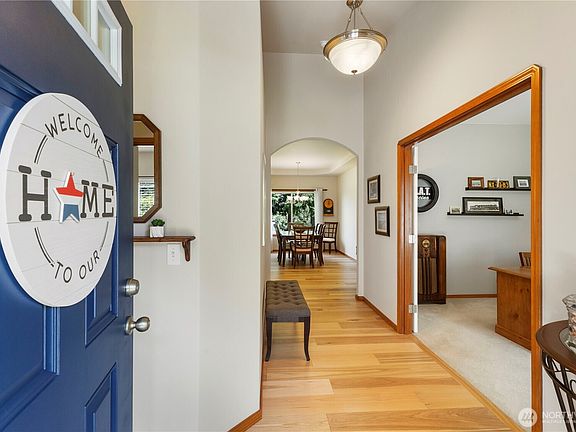 4th image of 11821 67th Avenue E