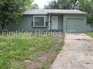 6106 E 148th St, Grandview, MO 64030