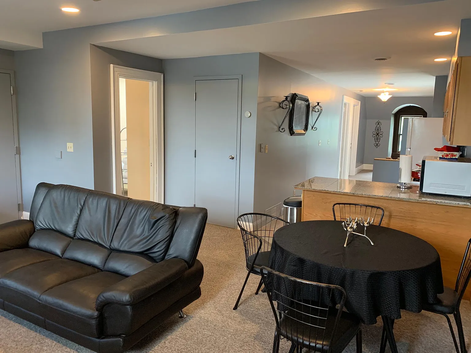 2 bed, 1200 sqft, $1,650 — Photo 4
