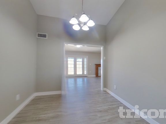 3rd image of 2063 W Morningside Dr