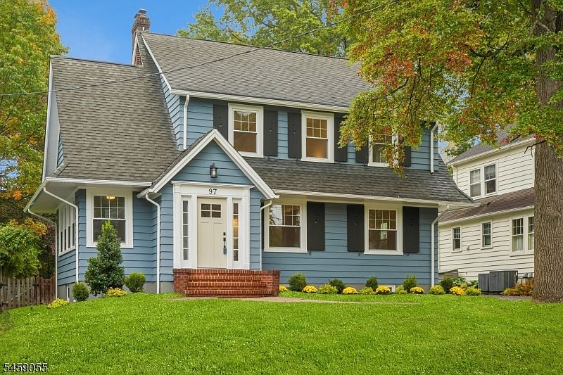 1st image of 97 Oakview Ave