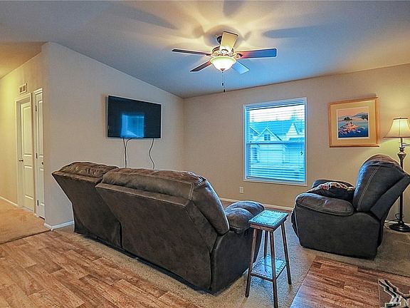3rd image of 6801 E Missouri St