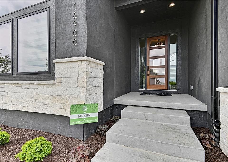 16900 Rosehill St, Overland Park, KS 66221 MLS 2432749 Zillow