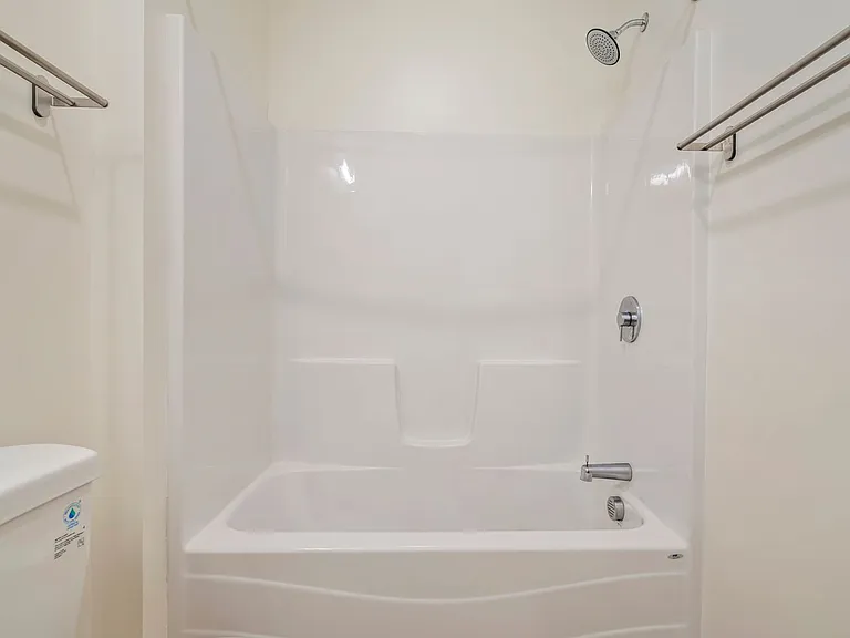 The Sandpiper Residences — Photo 20