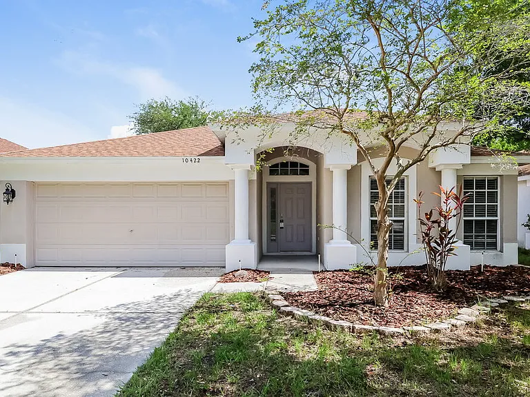 10422 Hunters Haven Blvd — Photo 1