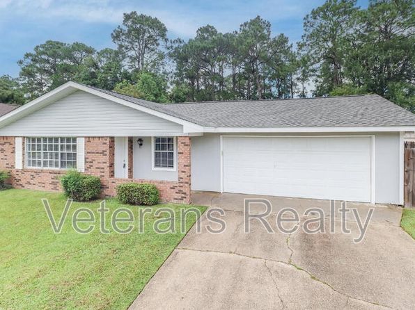 2164 Baywood Dr