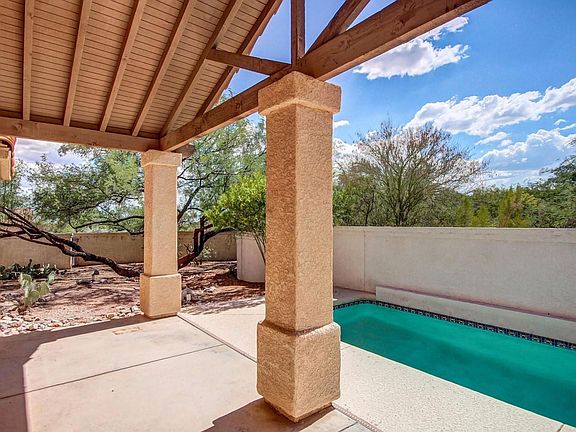 5th image of 6043 N Calle Matamoros