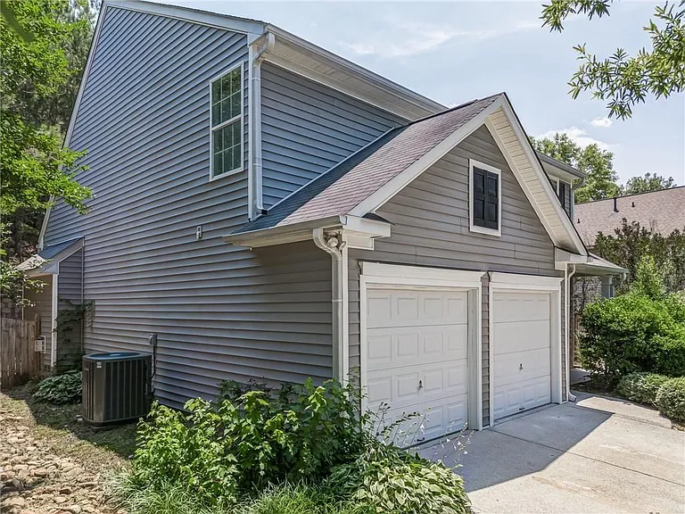 132 Diamond Ridge Ave — Photo 2