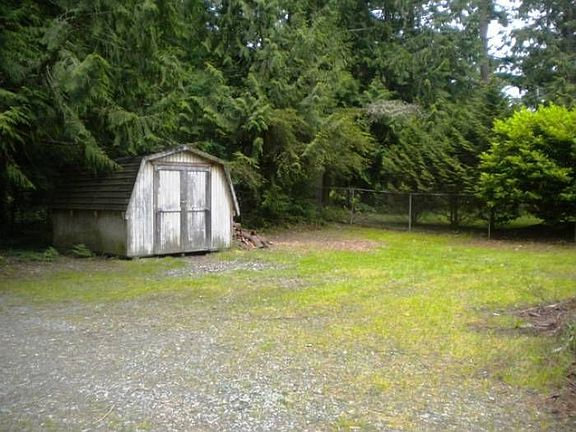 Storage shed